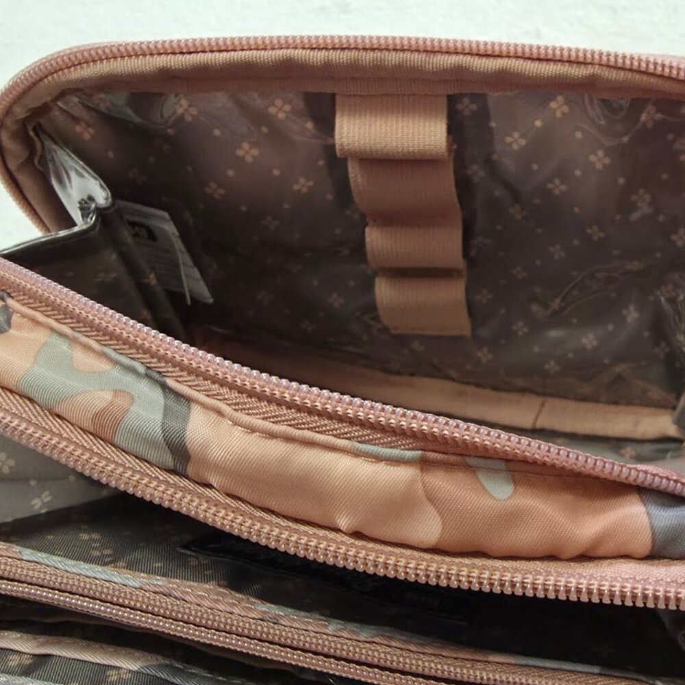 CAMO ROSE Lug Roundabout 2 EUC - Picture 6 of 10